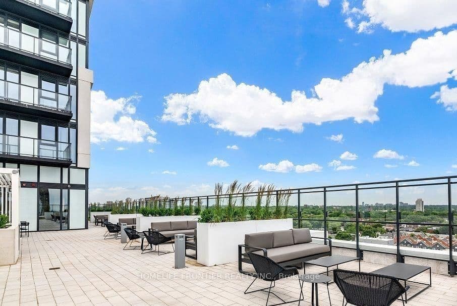 5 Defries Street, Unit 305 thumbnail 15