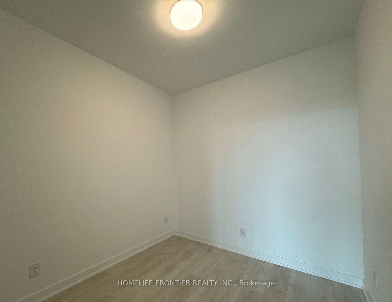 5 Defries Street, Unit 305 thumbnail 33