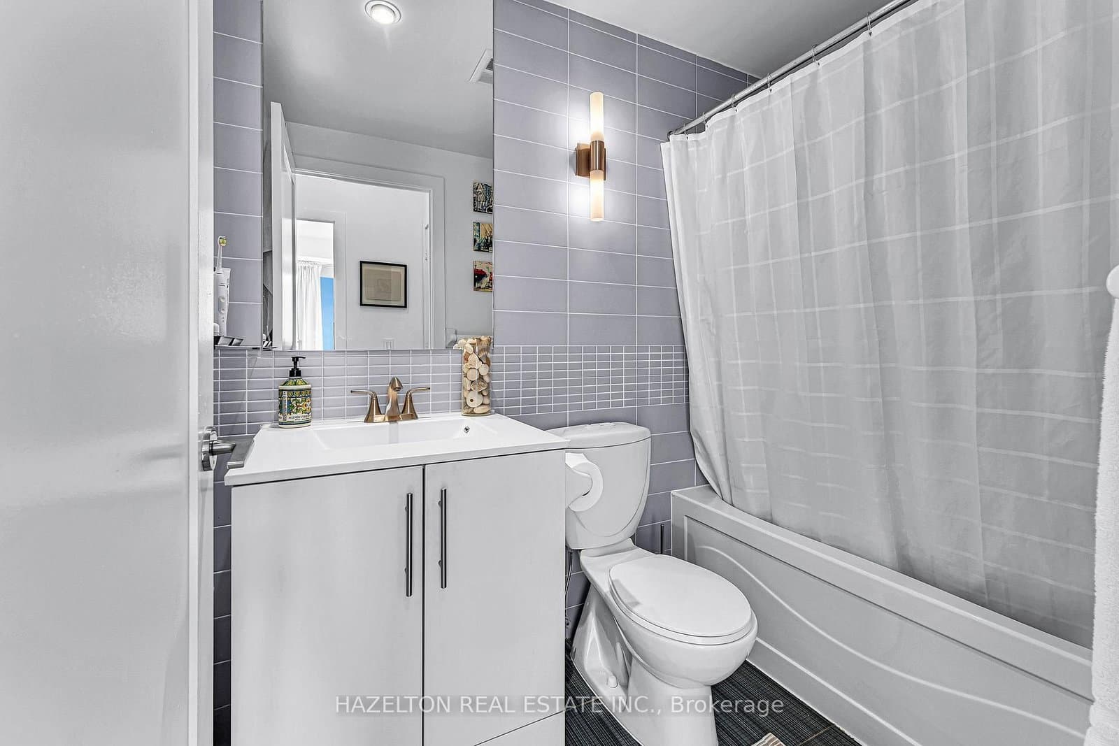120 Homewood Avenue, Unit 1510 thumbnail 14