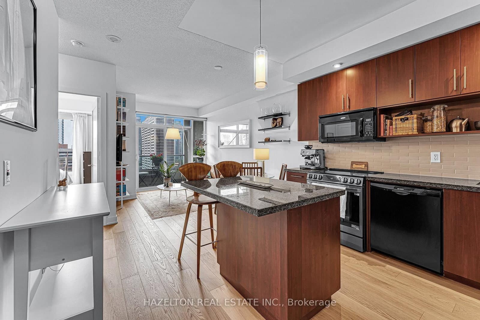 120 Homewood Avenue, Unit 1510 thumbnail 3
