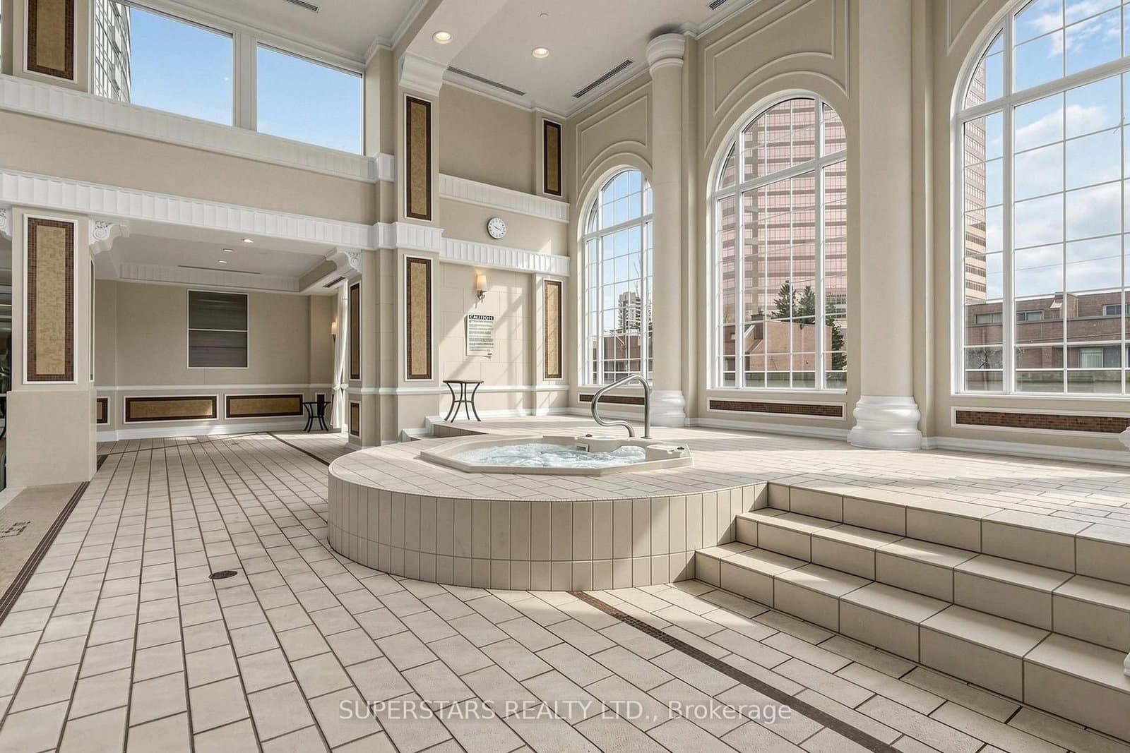 25 Greenview Avenue, Unit 524 thumbnail 36