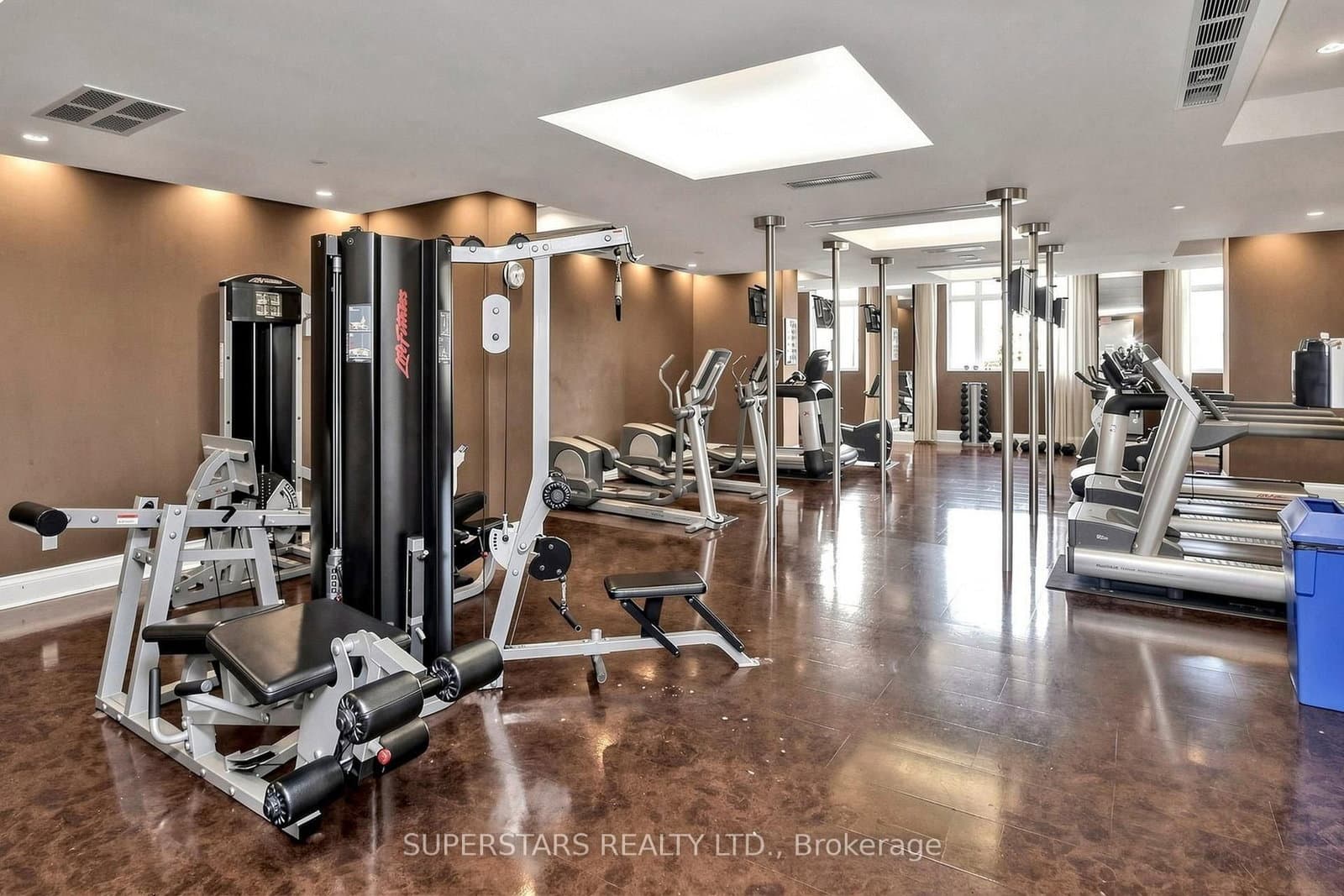 25 Greenview Avenue, Unit 524 thumbnail 38