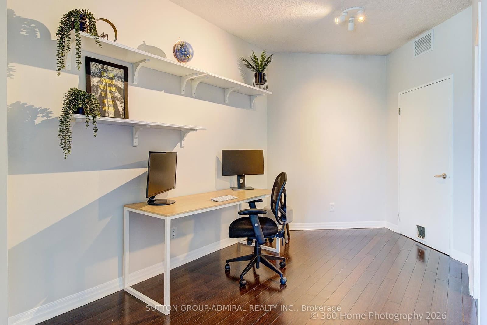 901 Queen Street W, Unit 208 thumbnail 14