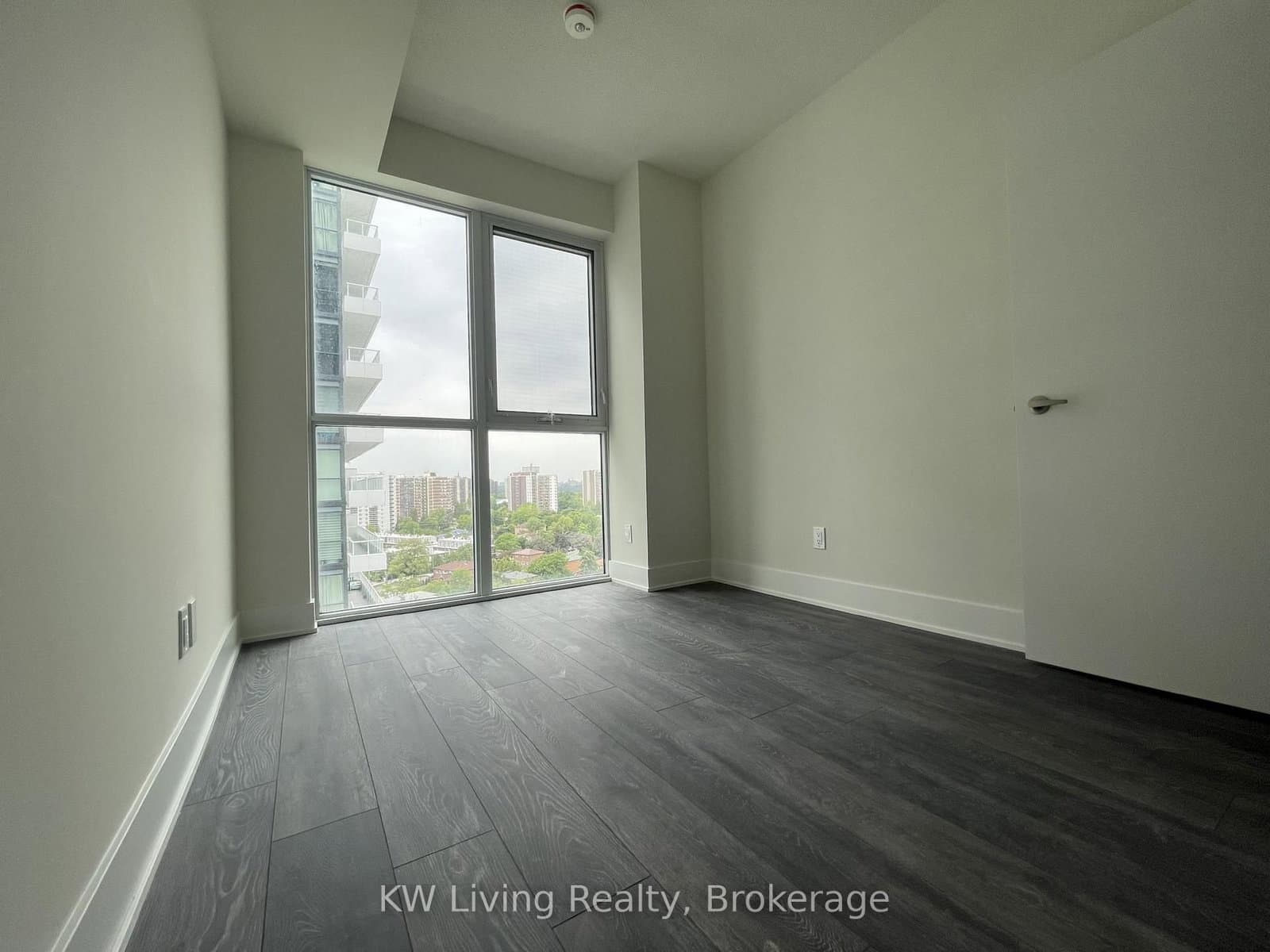 188 Fairview Mall Drive, Unit 1202 thumbnail 7