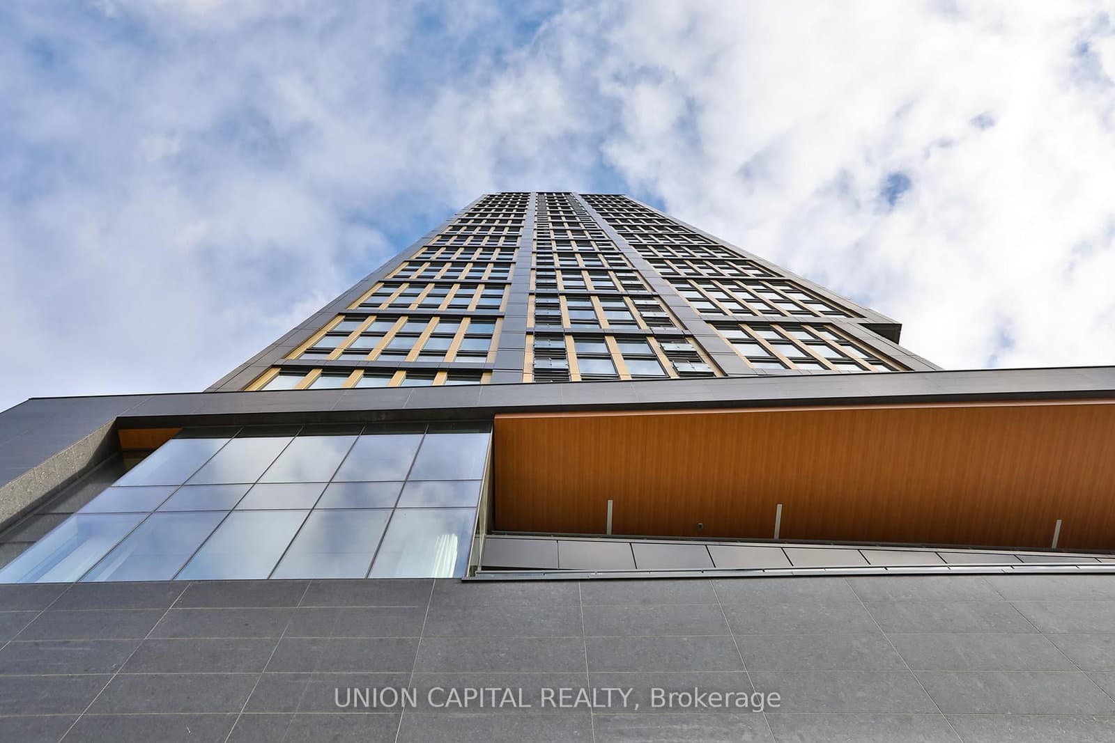 319 Jarvis Street, Unit 1005 thumbnail 22
