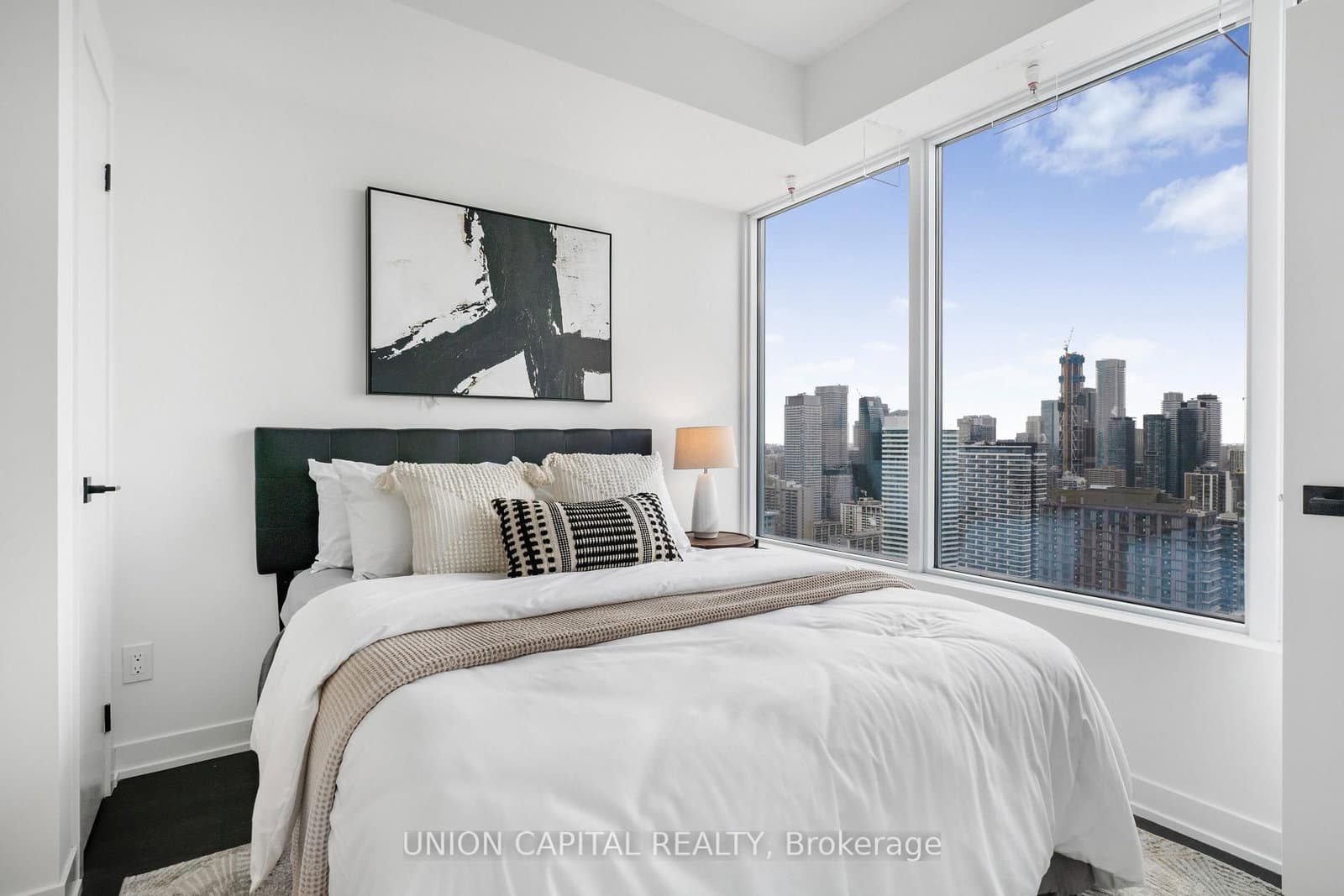 319 Jarvis Street, Unit 4908 thumbnail 11