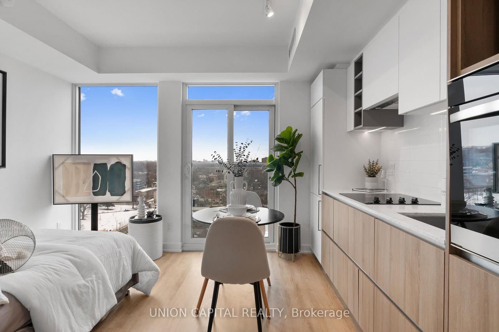 #1612 - 319 Jarvis Street