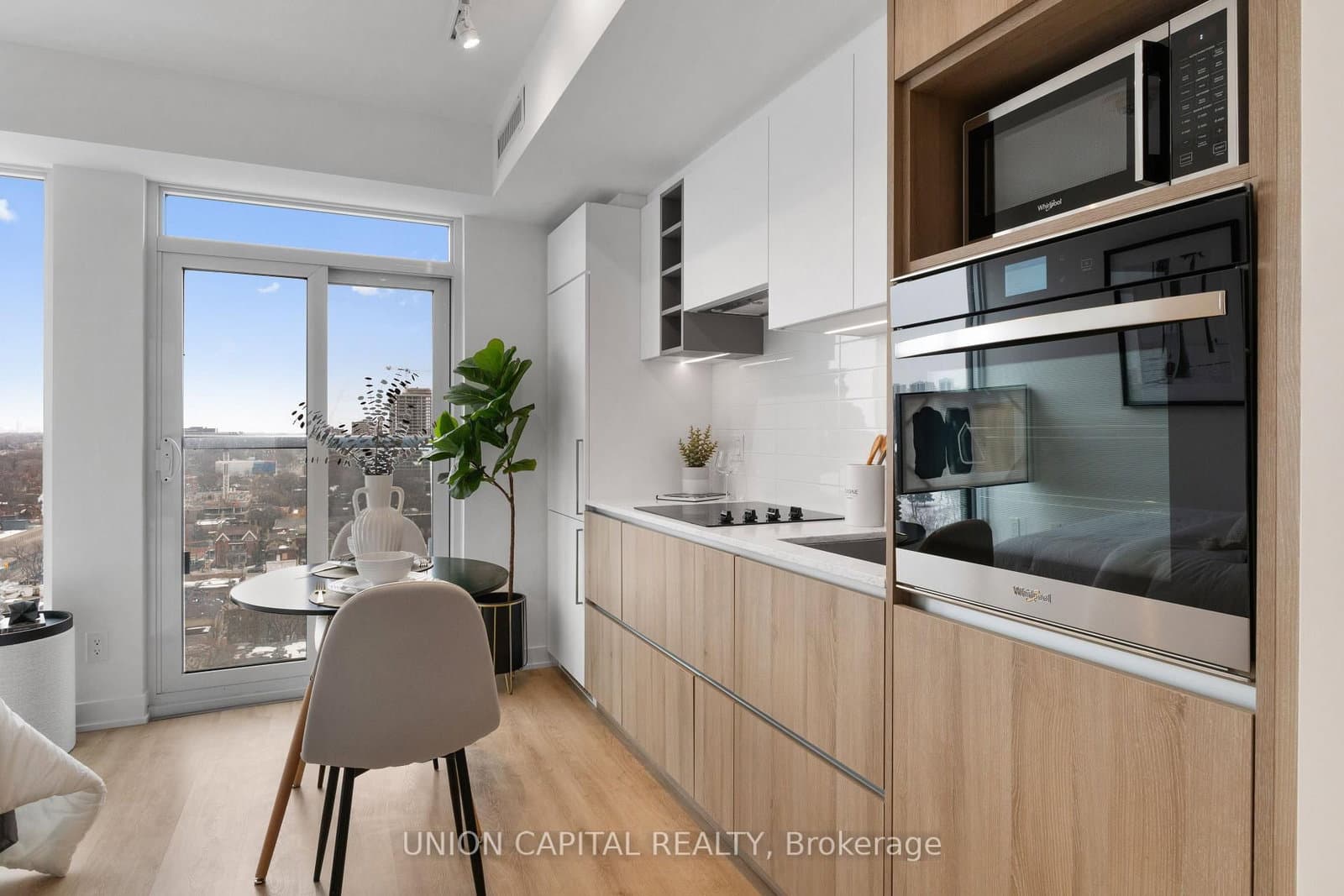 319 Jarvis Street, Unit 1612 thumbnail 5