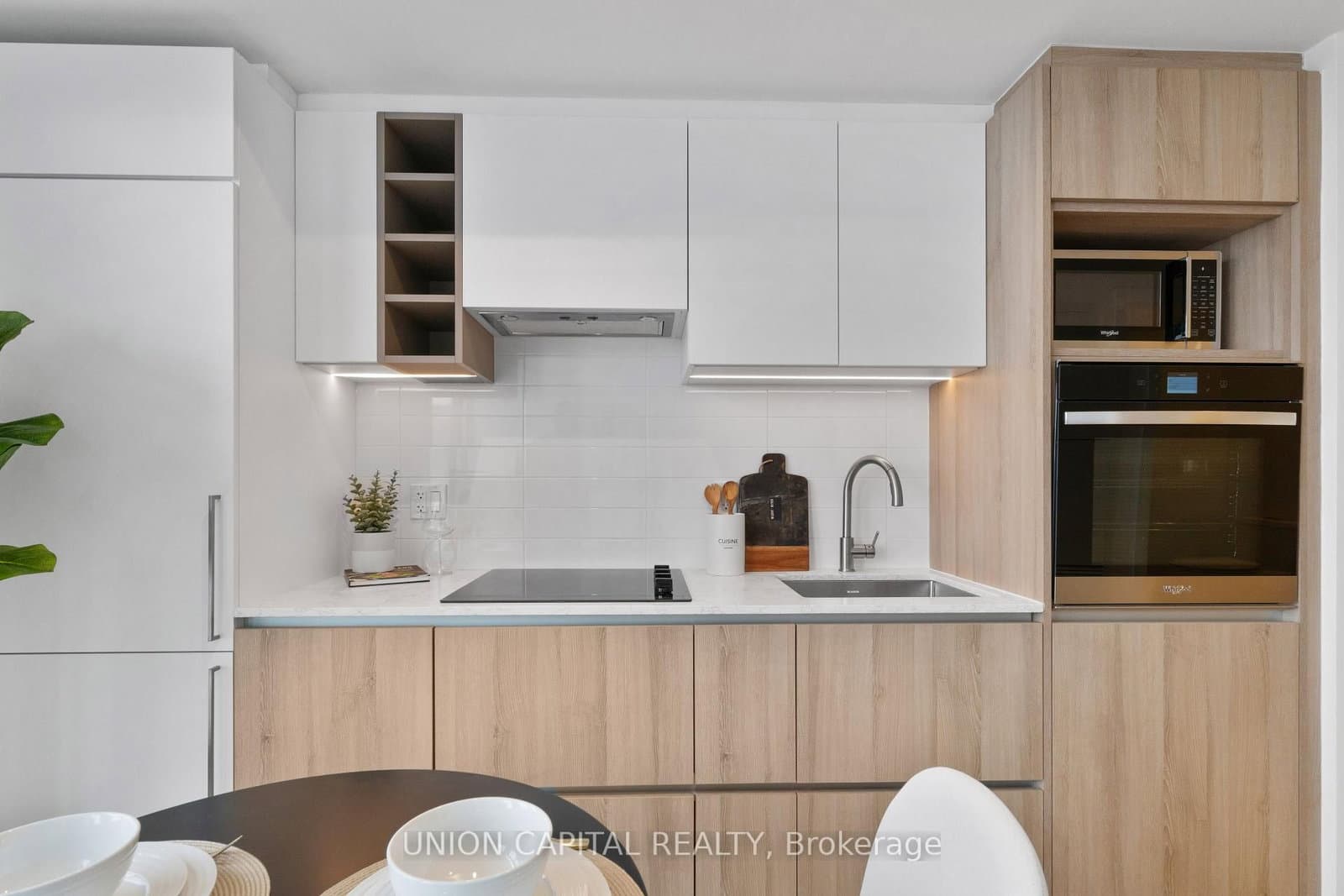 319 Jarvis Street, Unit 1612 thumbnail 7