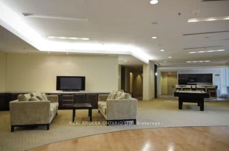 12 Yonge Street, Unit 415 thumbnail 40