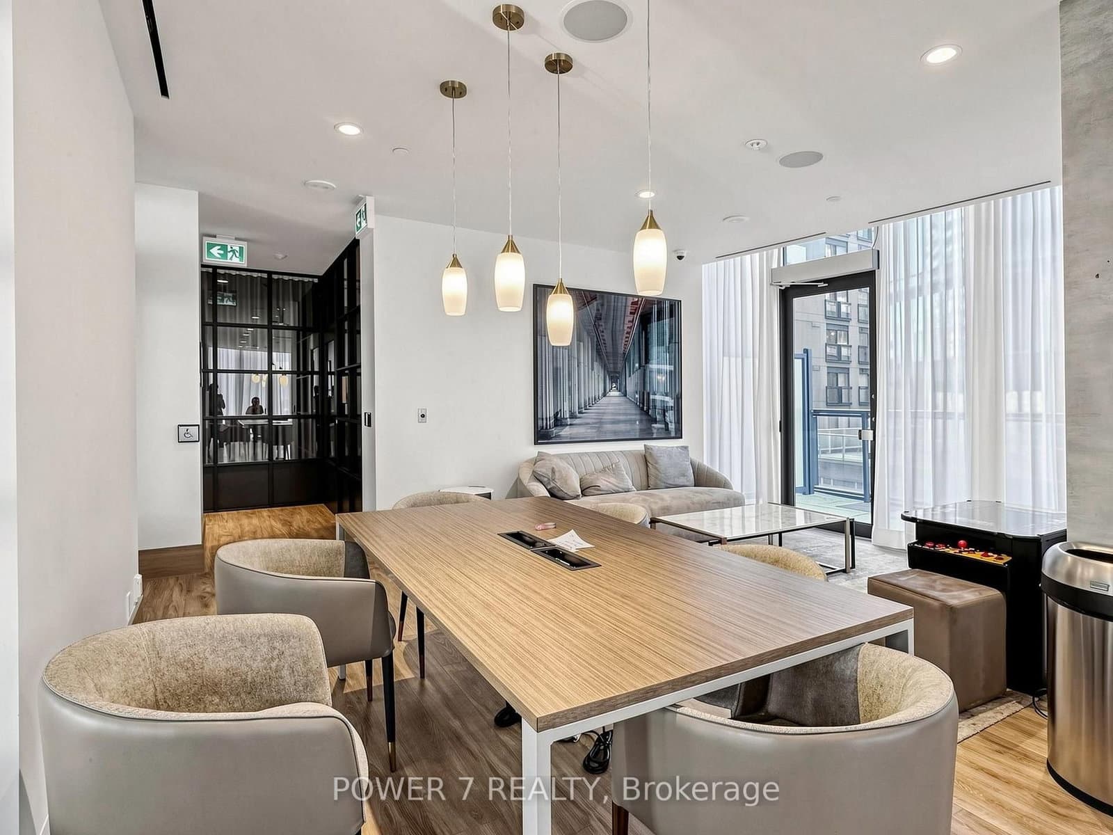 60 Shuter Street, Unit 212 thumbnail 31