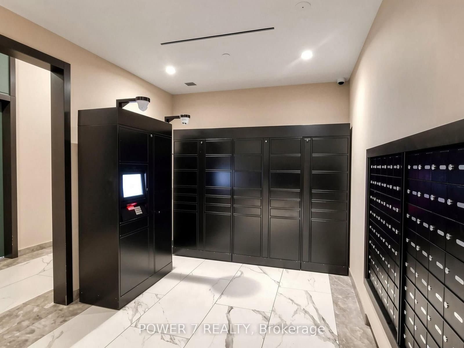 60 Shuter Street, Unit 212 thumbnail 37