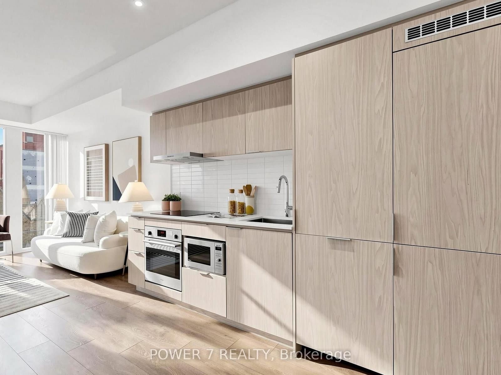 60 Shuter Street, Unit 212 thumbnail 4