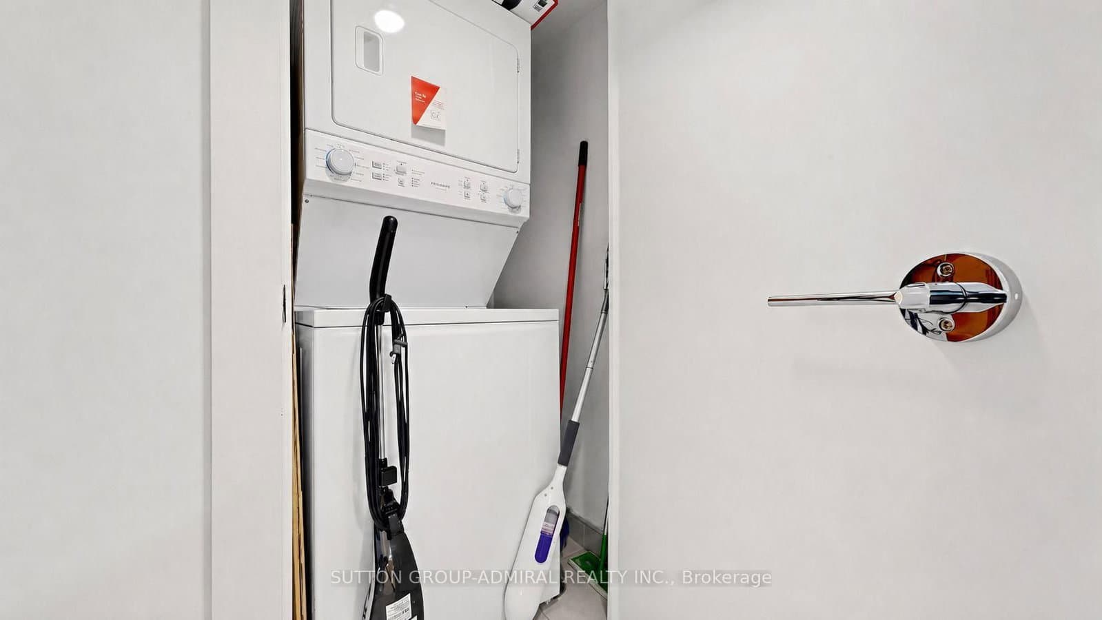 35 Mercer Street, Unit 3011 thumbnail 18
