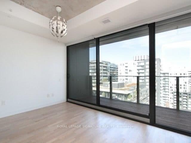 629 King Street W, Unit 1318 thumbnail 6