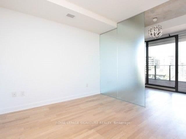 629 King Street W, Unit 1318 thumbnail 9
