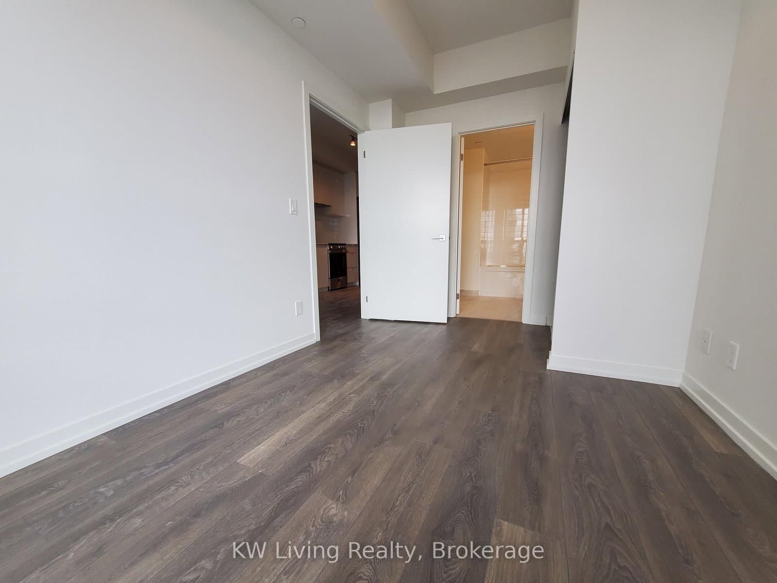 49 East Liberty Street, Unit 1105 thumbnail 7