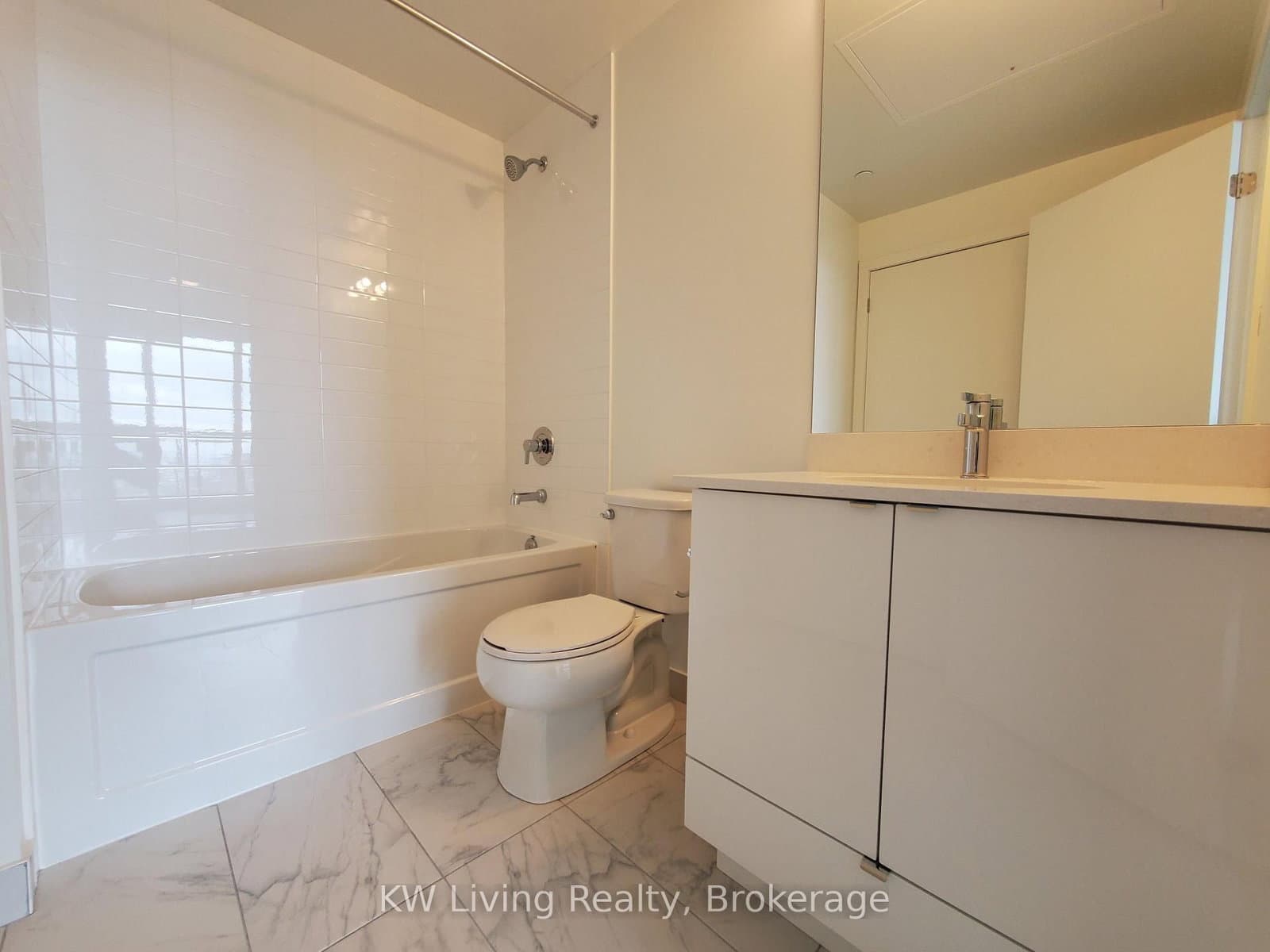 49 East Liberty Street, Unit 1105 thumbnail 8