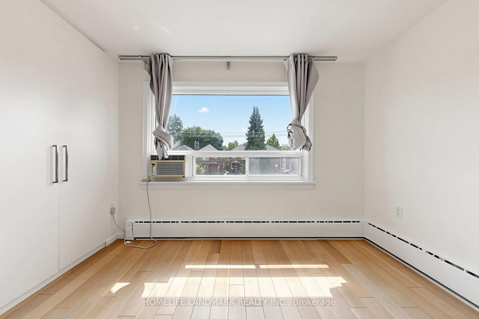 190 Lawrence Avenue W thumbnail 21