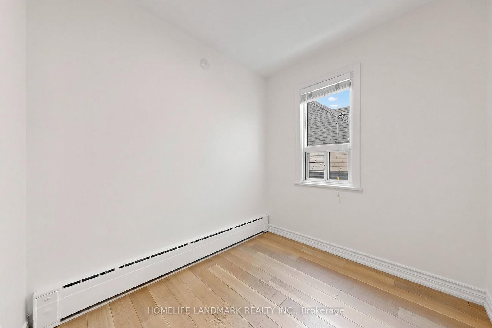 190 Lawrence Avenue W thumbnail 26
