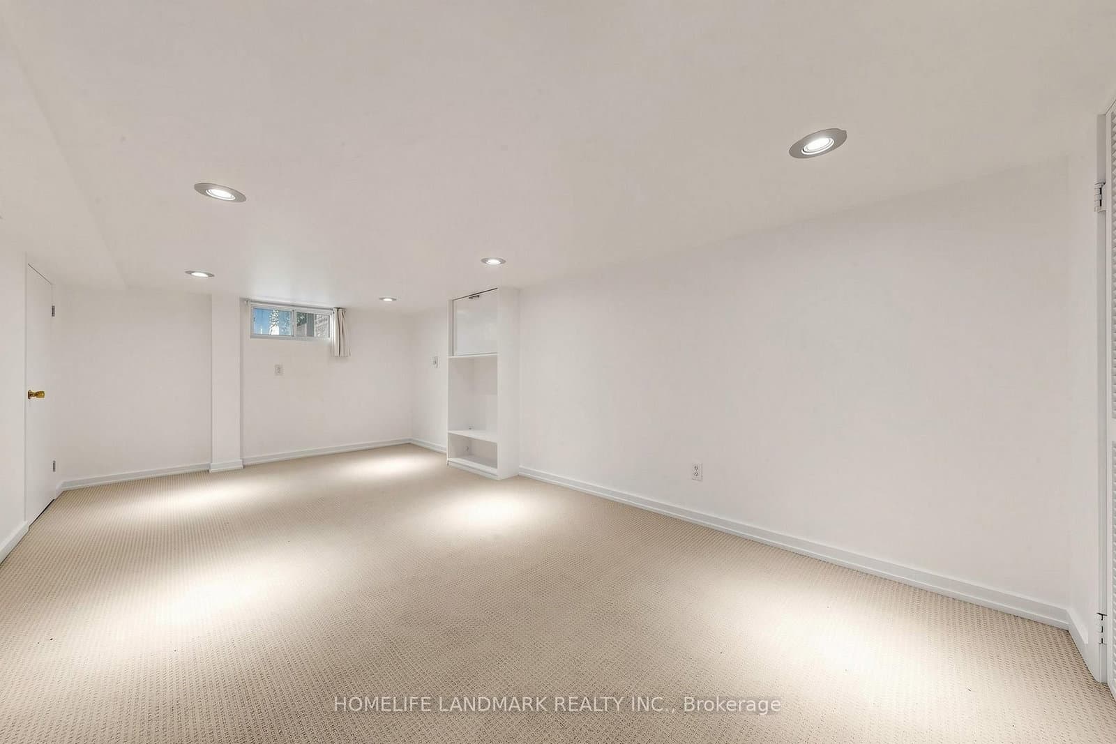 190 Lawrence Avenue W thumbnail 30