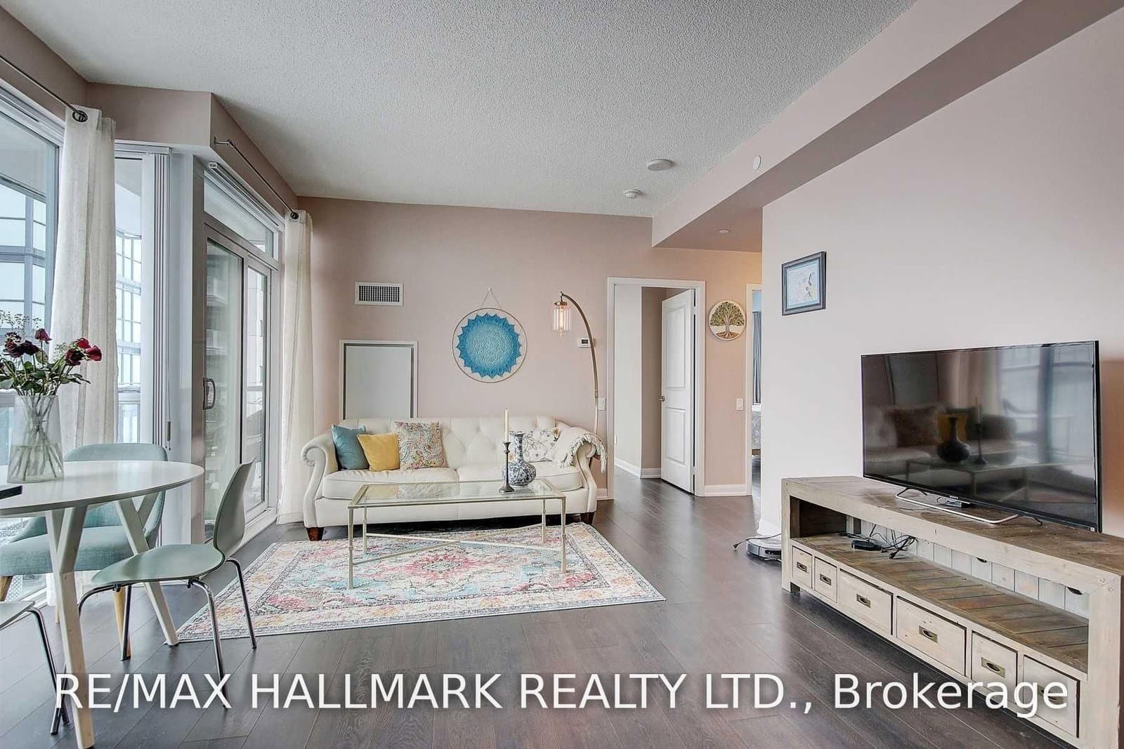 5162 Yonge Street, Unit LPH303 thumbnail 10