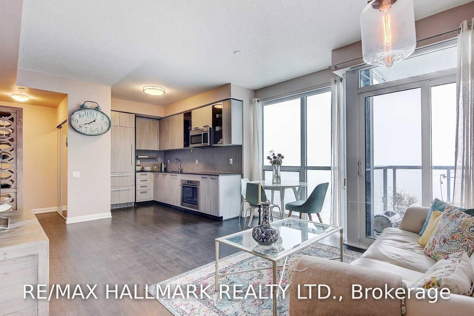 5162 Yonge Street, Unit LPH303 thumbnail 12