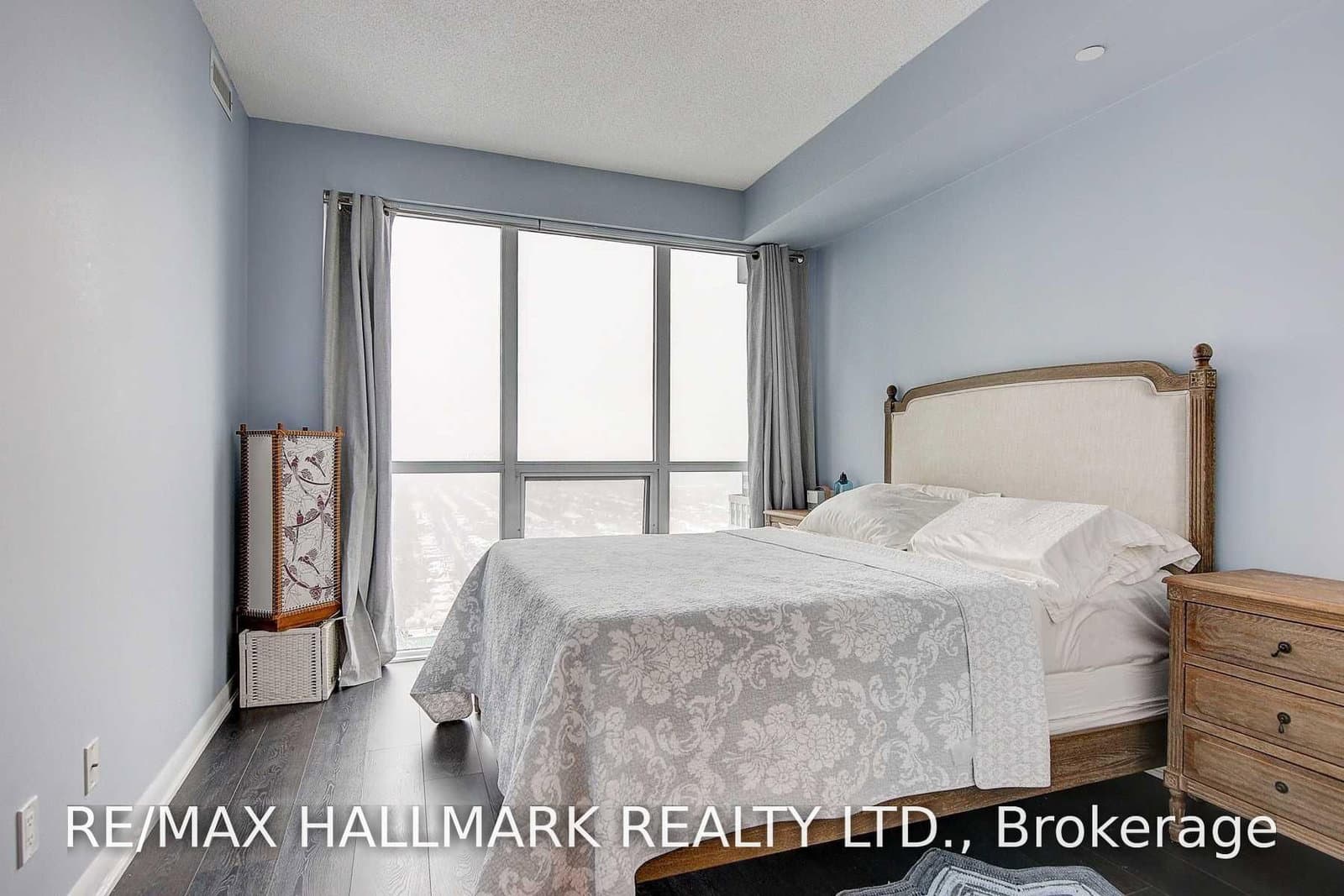 5162 Yonge Street, Unit LPH303 thumbnail 15