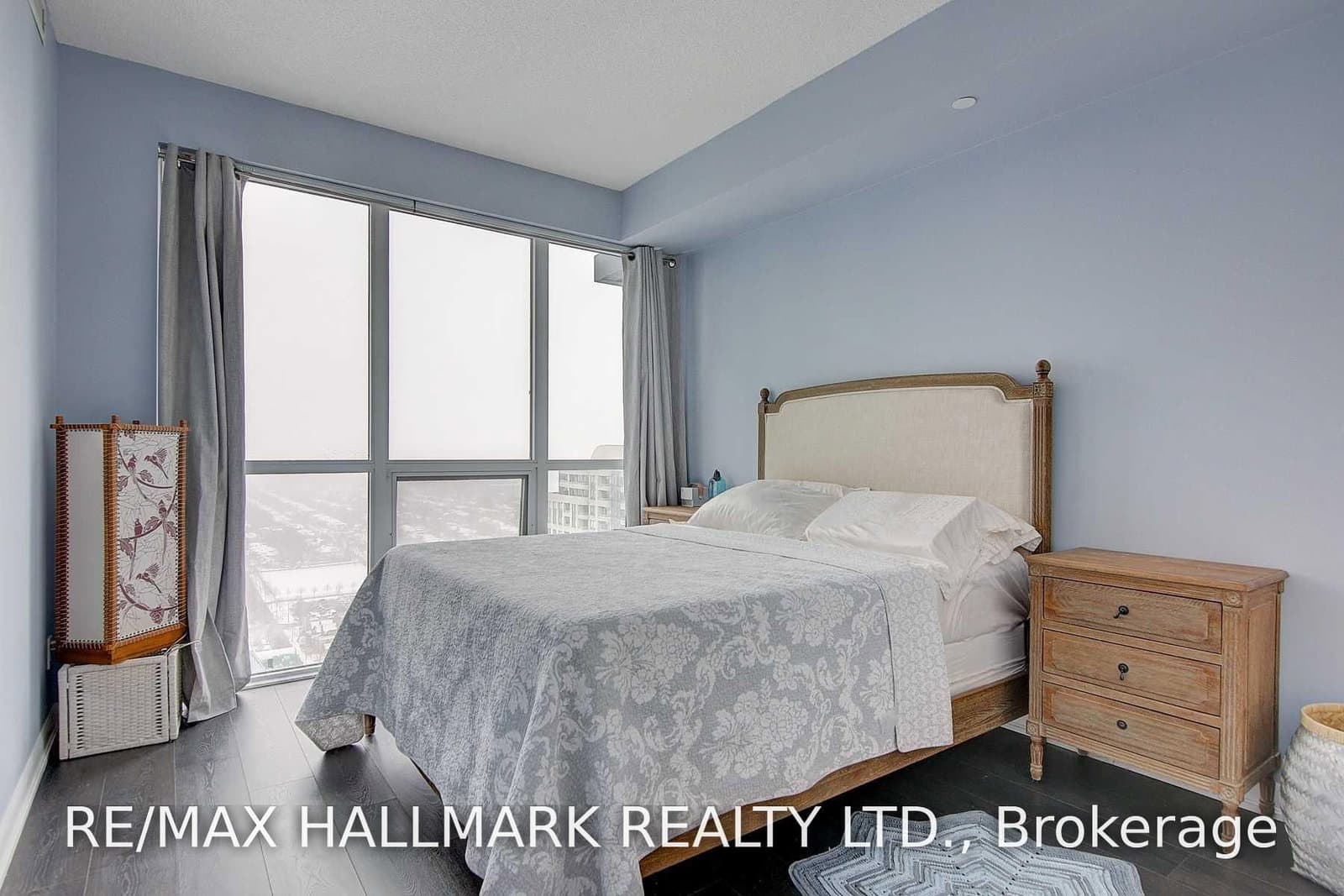 5162 Yonge Street, Unit LPH303 thumbnail 16