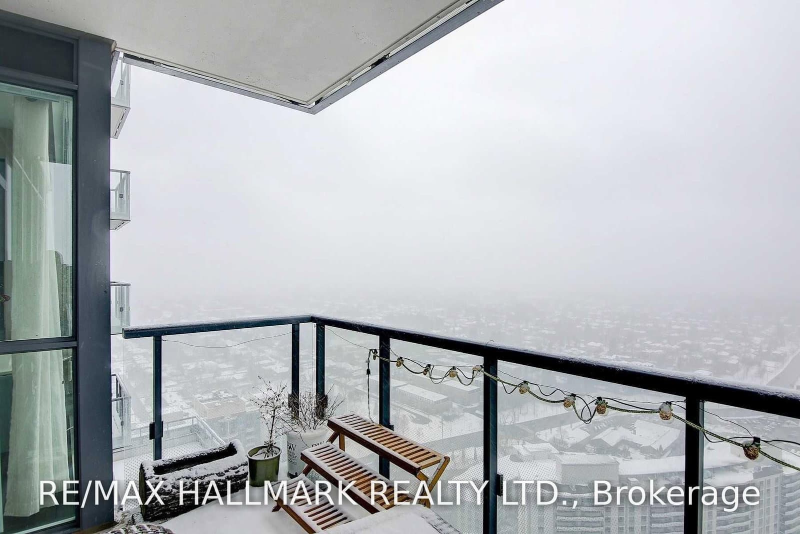 5162 Yonge Street, Unit LPH303 thumbnail 18