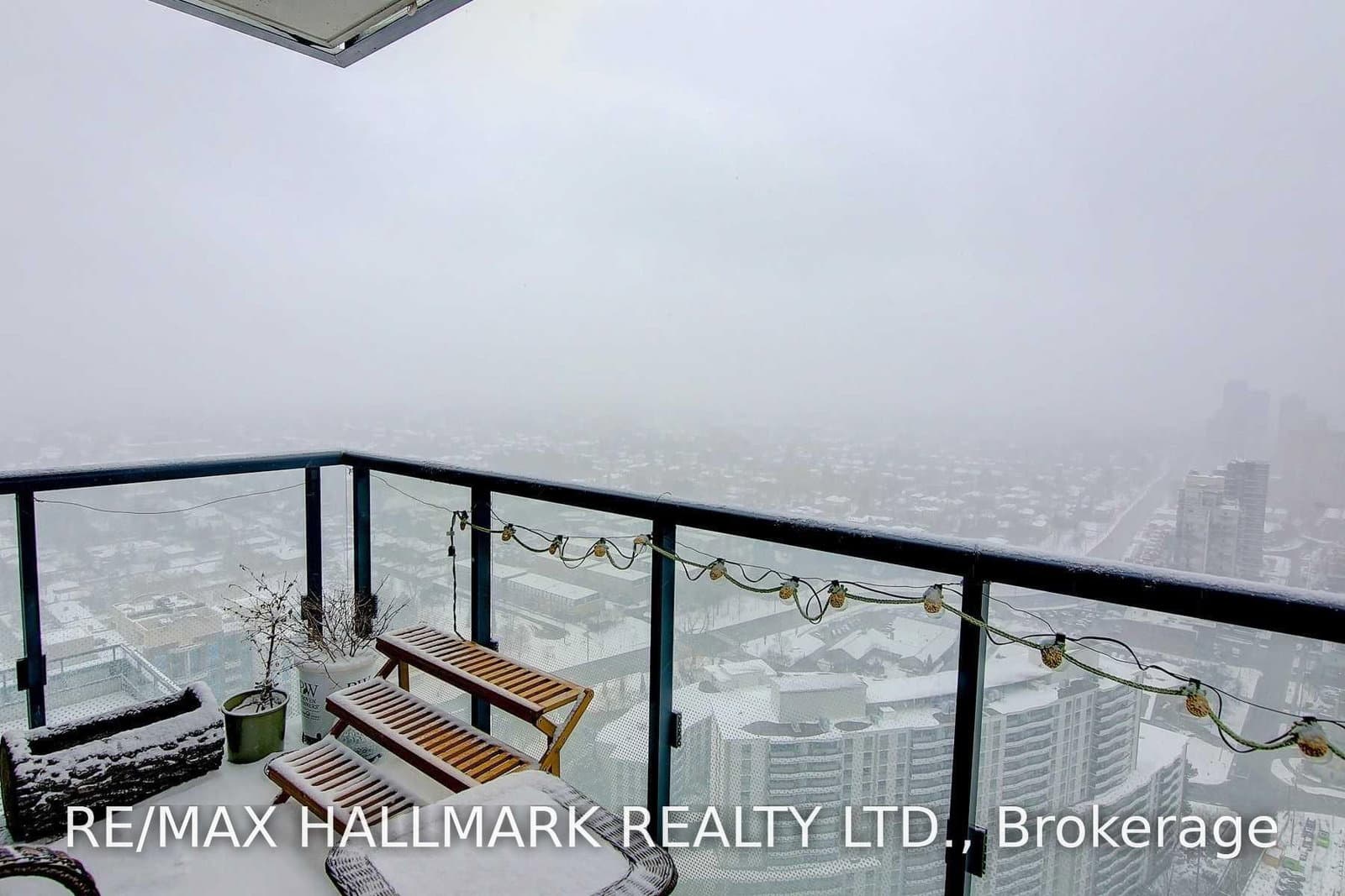 5162 Yonge Street, Unit LPH303 thumbnail 19