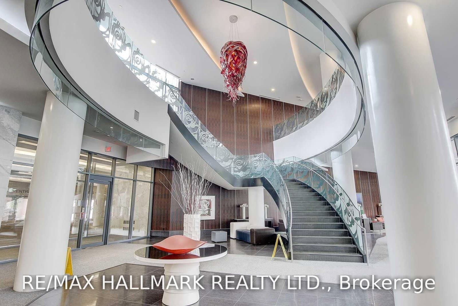 5162 Yonge Street, Unit LPH303 thumbnail 2