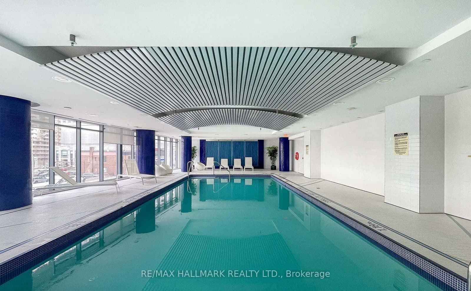 5162 Yonge Street, Unit LPH303 thumbnail 21
