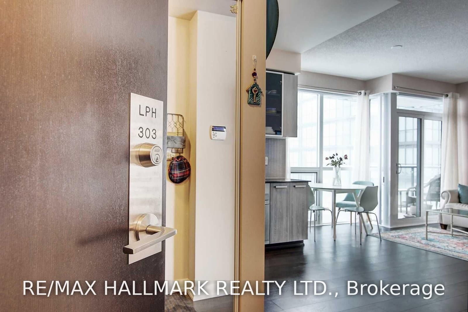 5162 Yonge Street, Unit LPH303 thumbnail 3