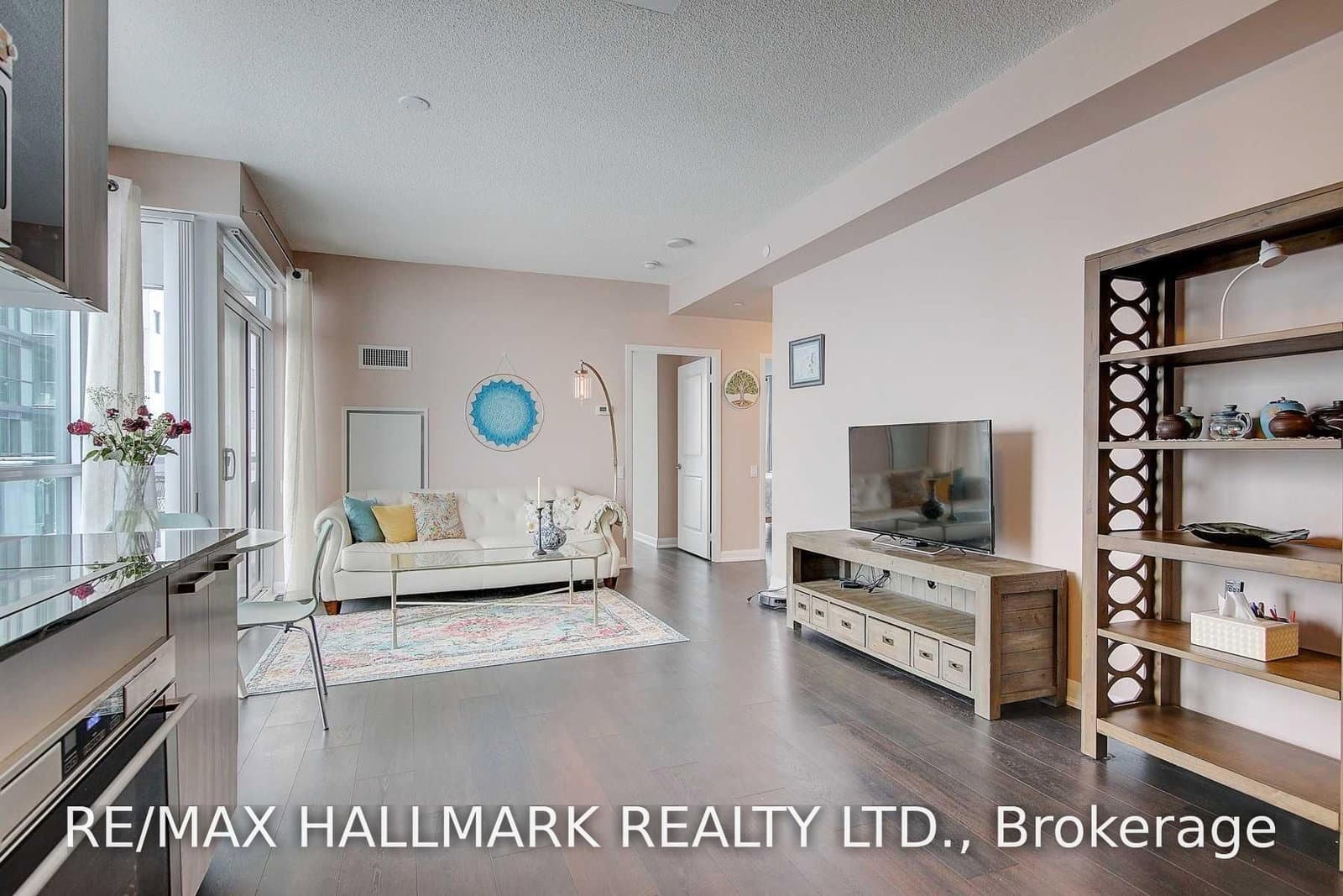 5162 Yonge Street, Unit LPH303 thumbnail 9