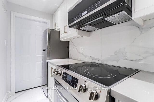 63 Belvidere Avenue, Unit Basement thumbnail 7