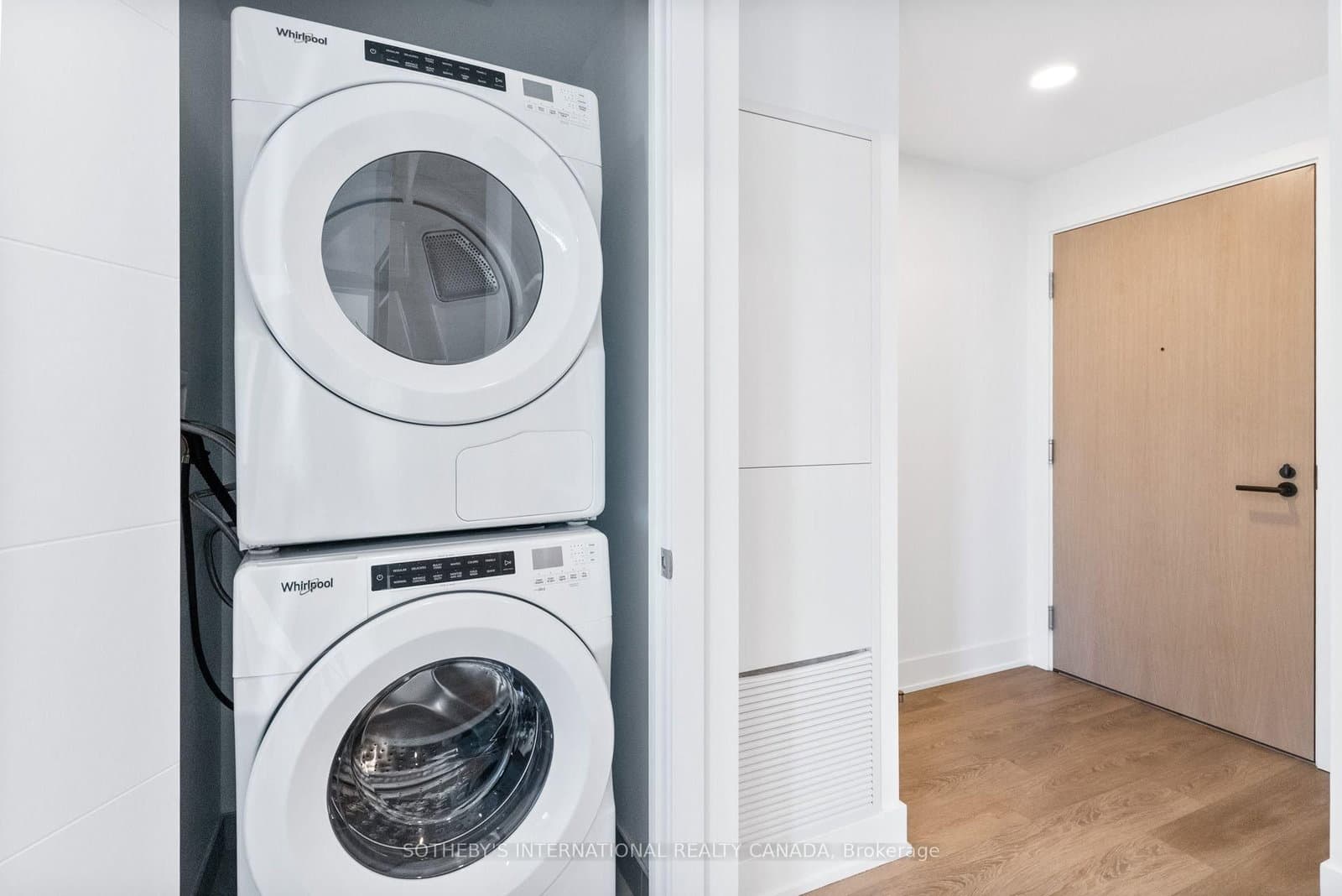 200 Redpath Avenue, Unit 3605 thumbnail 11