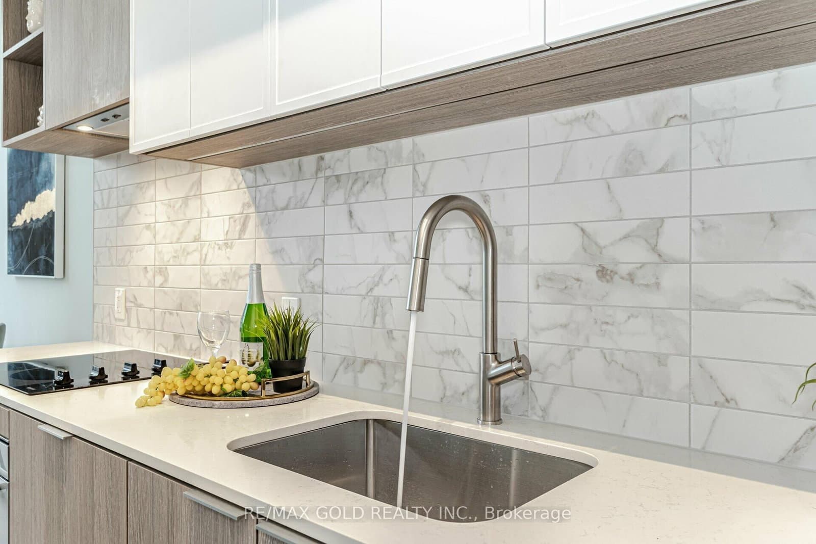 2020 Bathurst Street, Unit 216 thumbnail 12