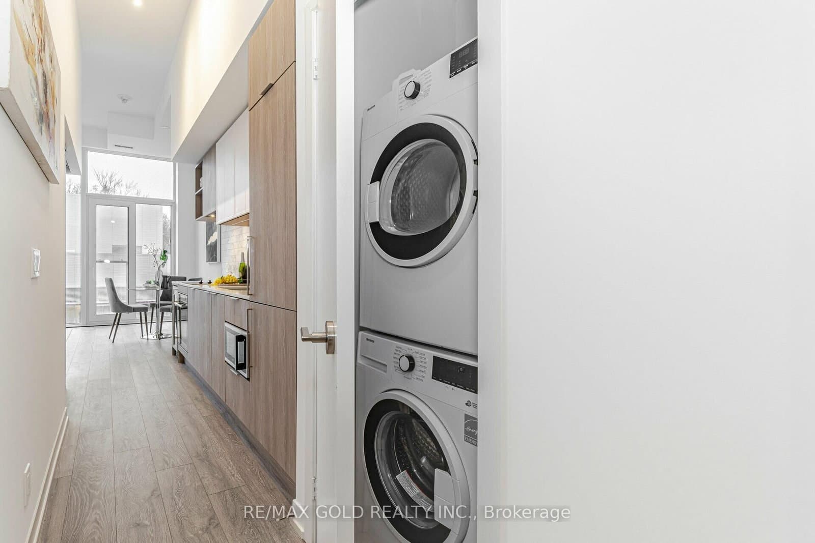 2020 Bathurst Street, Unit 216 thumbnail 23