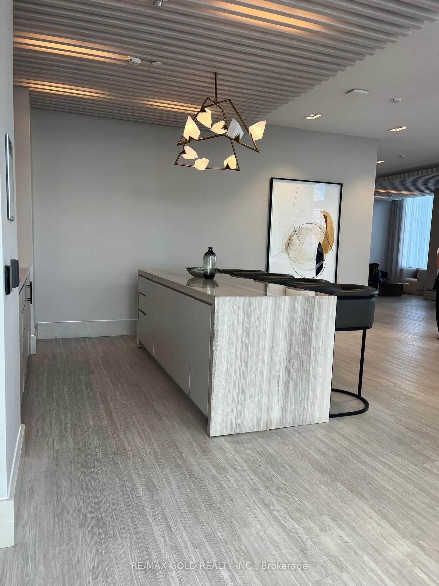 2020 Bathurst Street, Unit 216 thumbnail 35