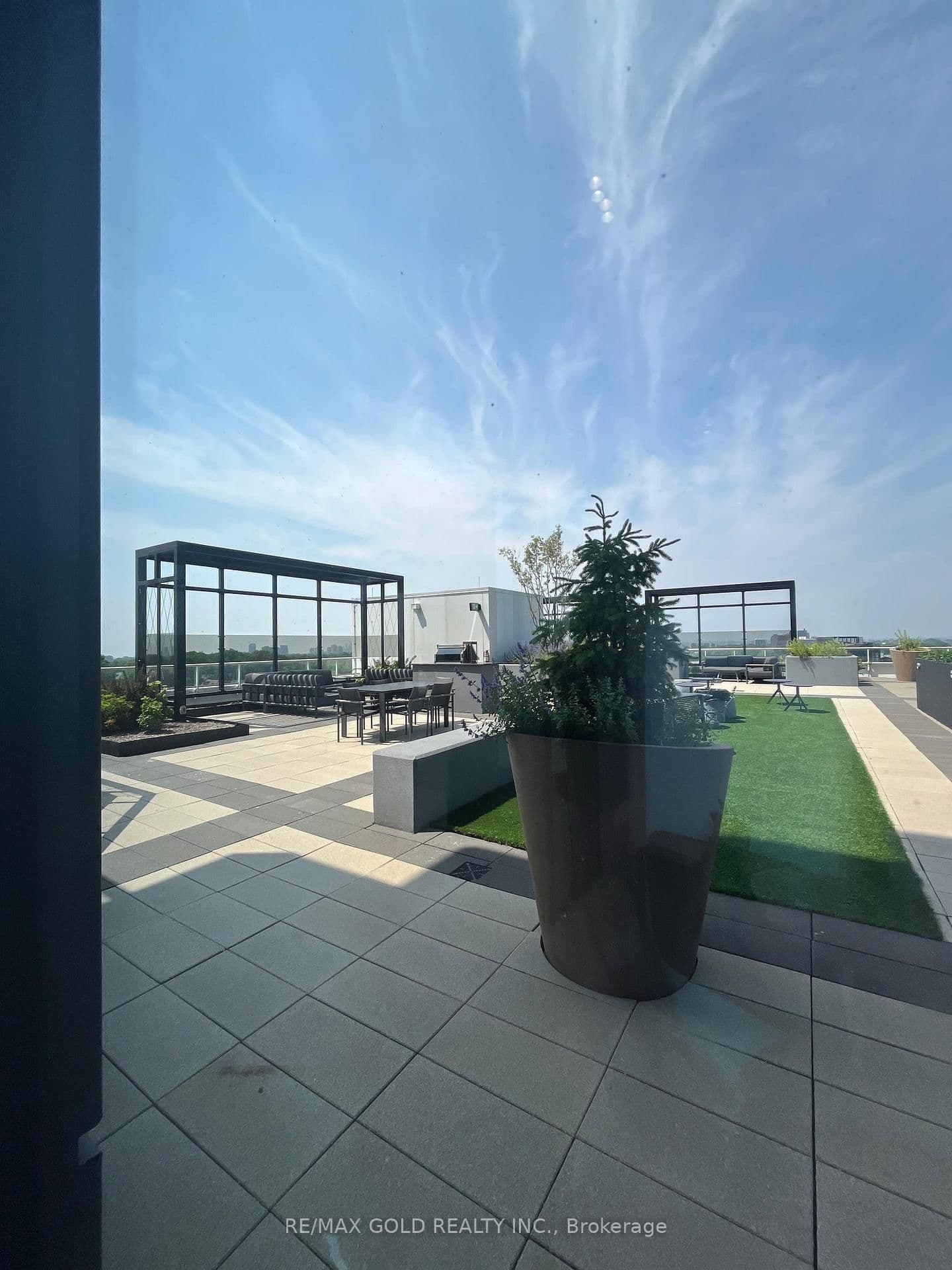 2020 Bathurst Street, Unit 216 thumbnail 37