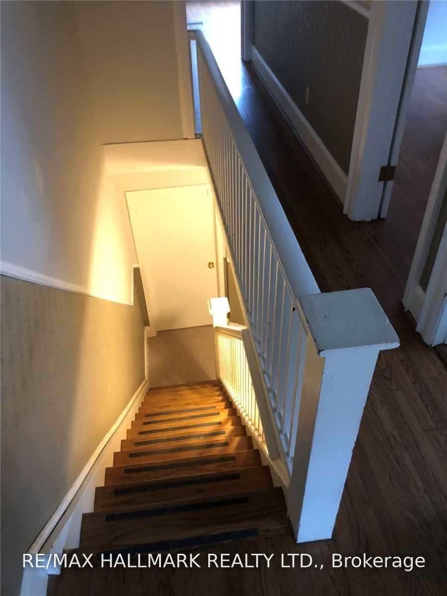 37 Lola Road, Unit Upper thumbnail 4