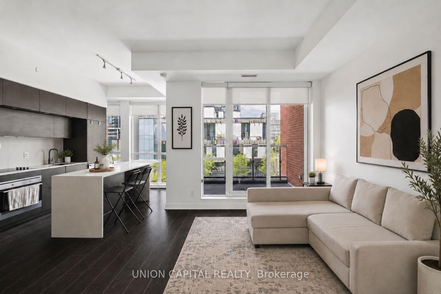 170 Sumach Street, Unit 417 thumbnail 2