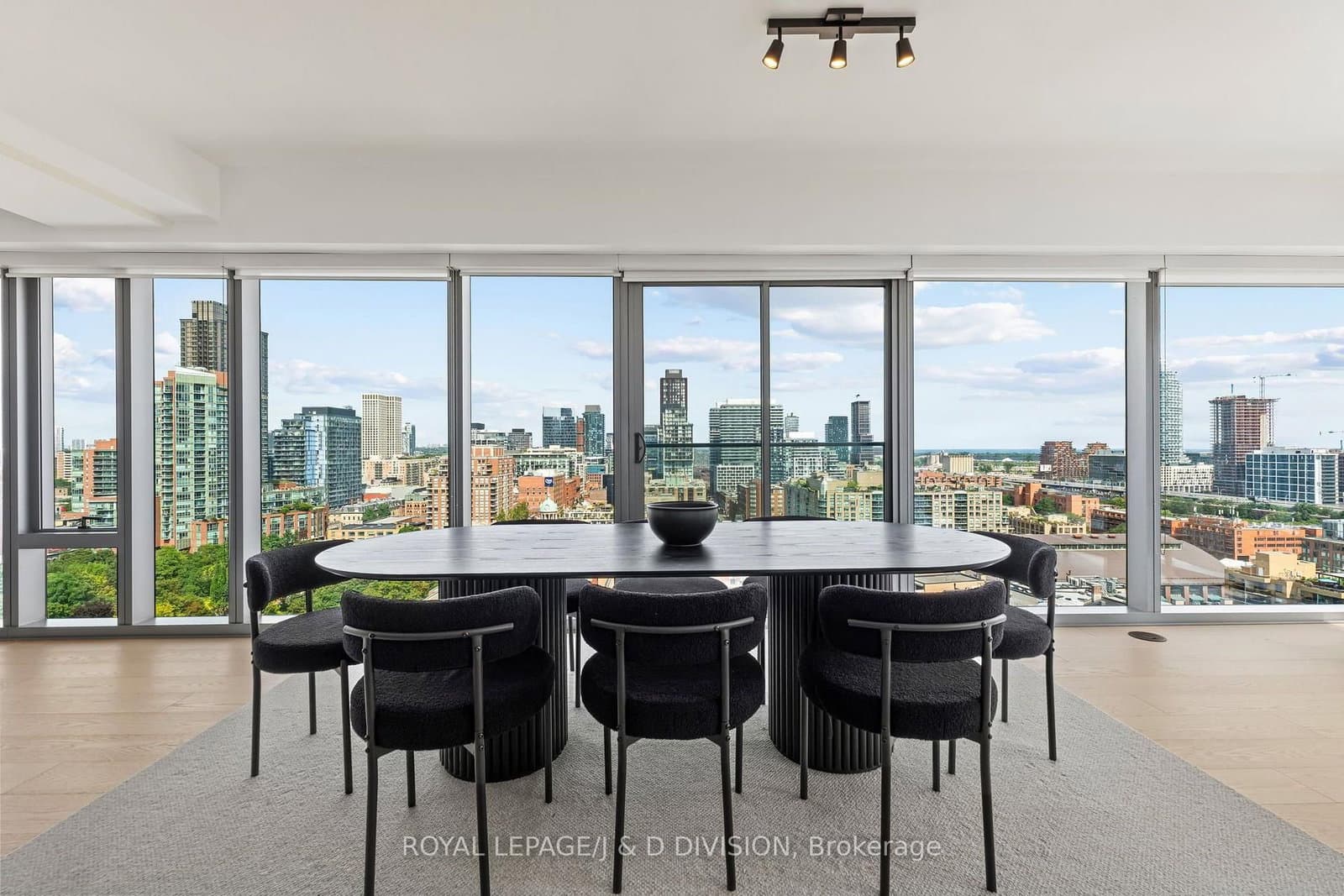 60 Colborne Street, Unit 1702 thumbnail 15