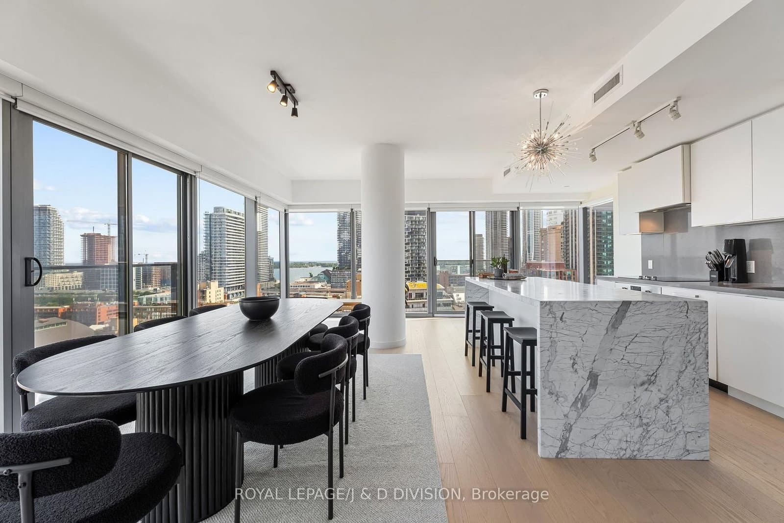 60 Colborne Street, Unit 1702 thumbnail 18