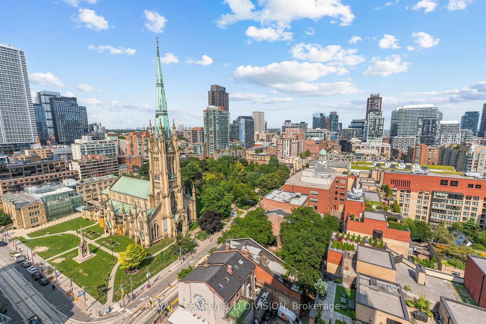 60 Colborne Street, Unit 1702 thumbnail 2