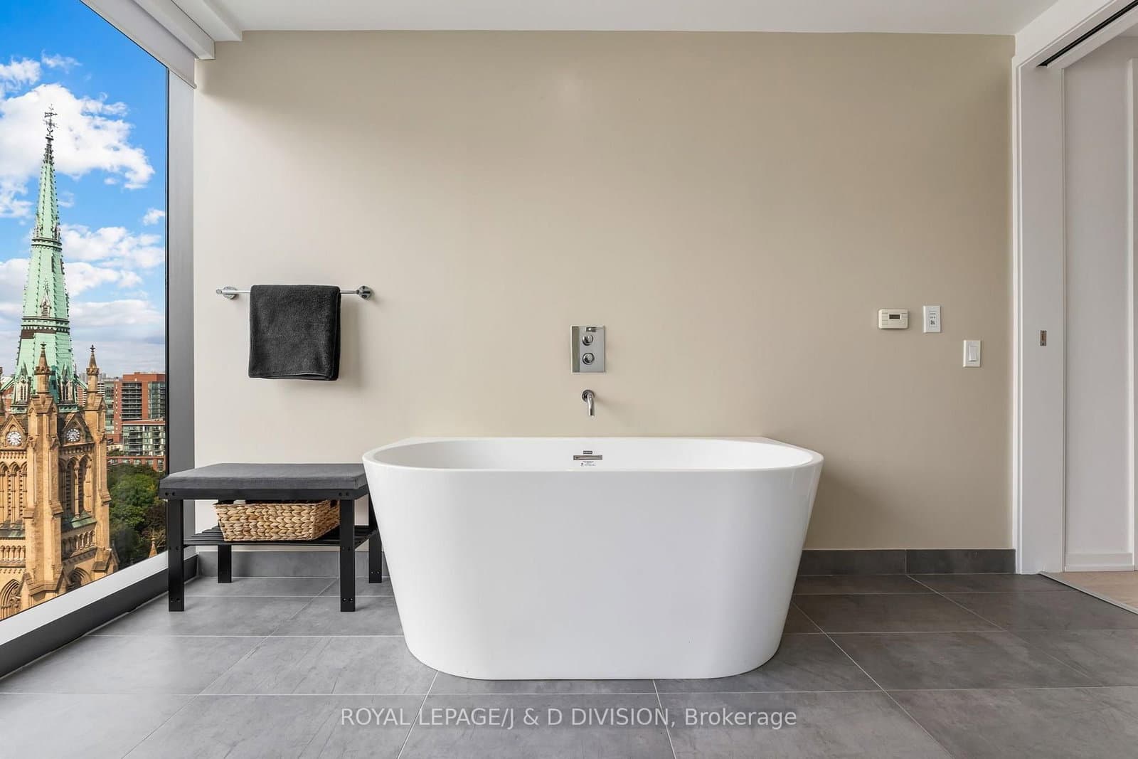 60 Colborne Street, Unit 1702 thumbnail 36