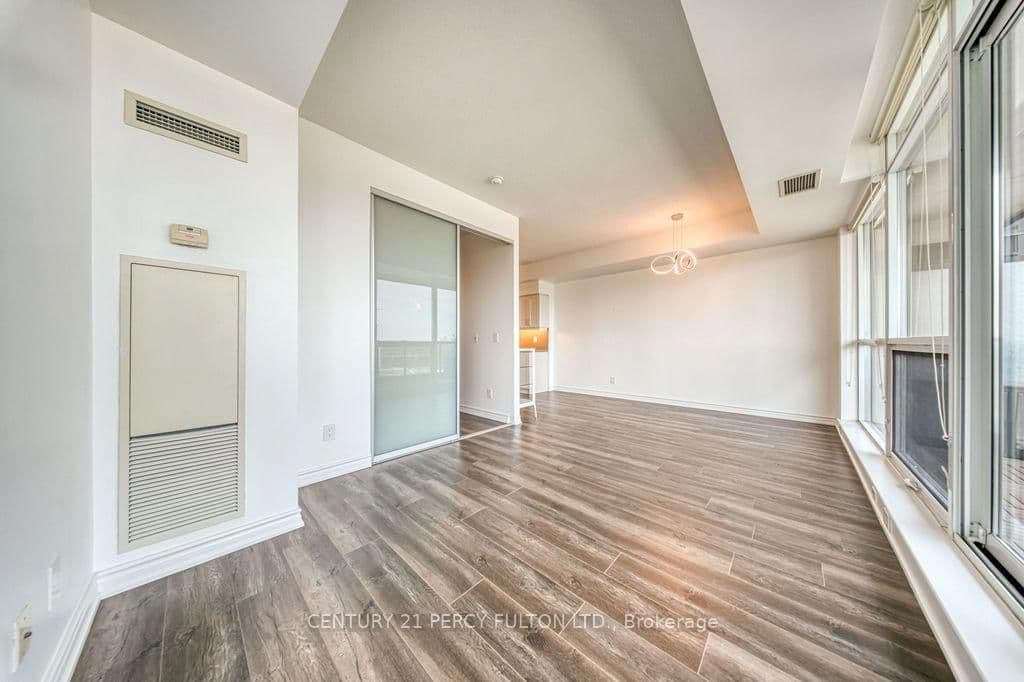 2885 Bayview Avenue, Unit 1030 thumbnail 16