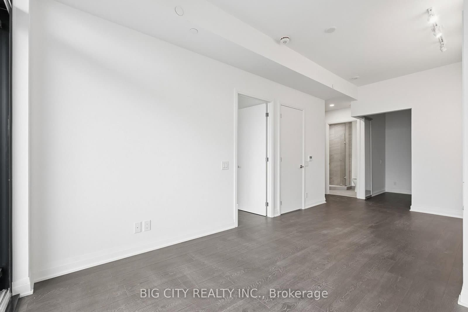 25 Frederick Todd Way, Unit 1001 thumbnail 11
