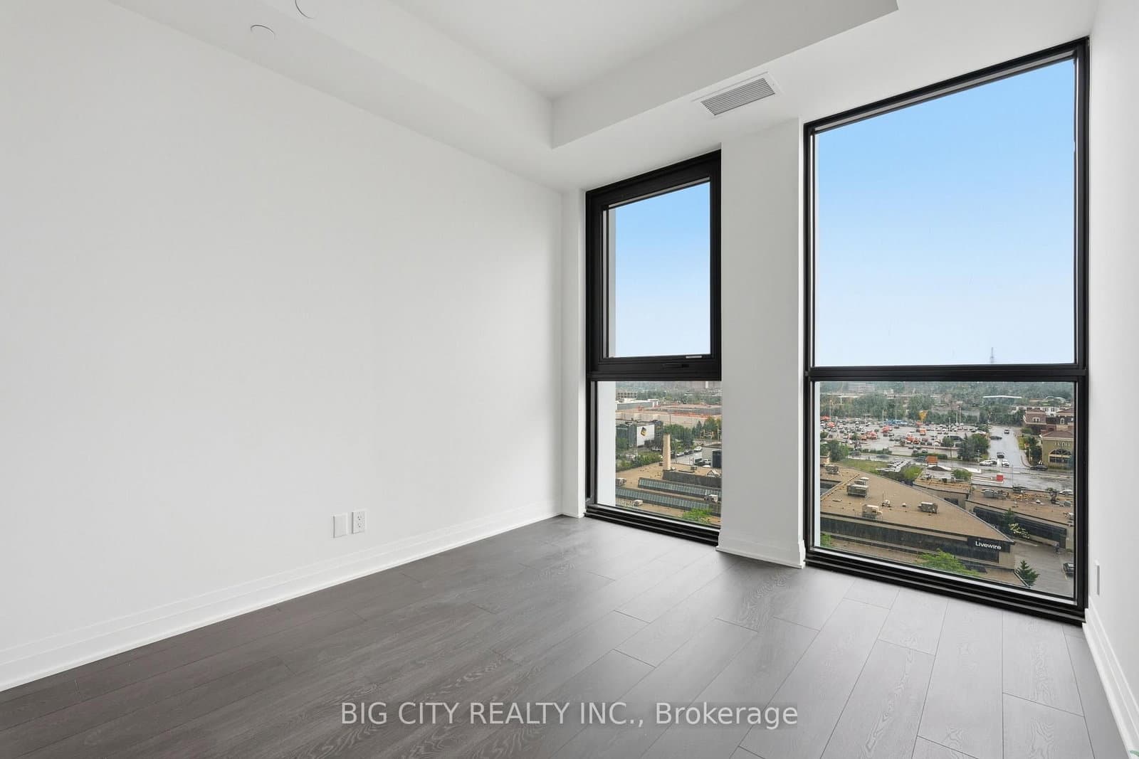 25 Frederick Todd Way, Unit 1001 thumbnail 16
